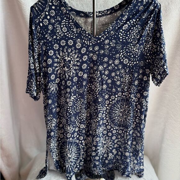 Torrid SuperSoft Split Side Tee - Picture 3 of 5